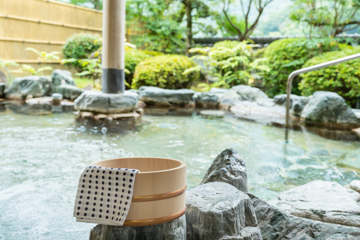 箕面湯元 水春
